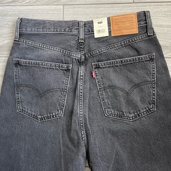 HOST Pick🎉Levi’s 70’s High Flare Black/Gray Wash jeans, Size 29 & 30 NWT!••• - Picture 11 of 16